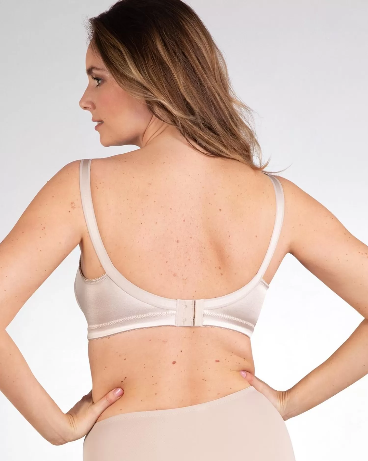 Naturana Bras | Minimiser Soft Bra - Light Beige